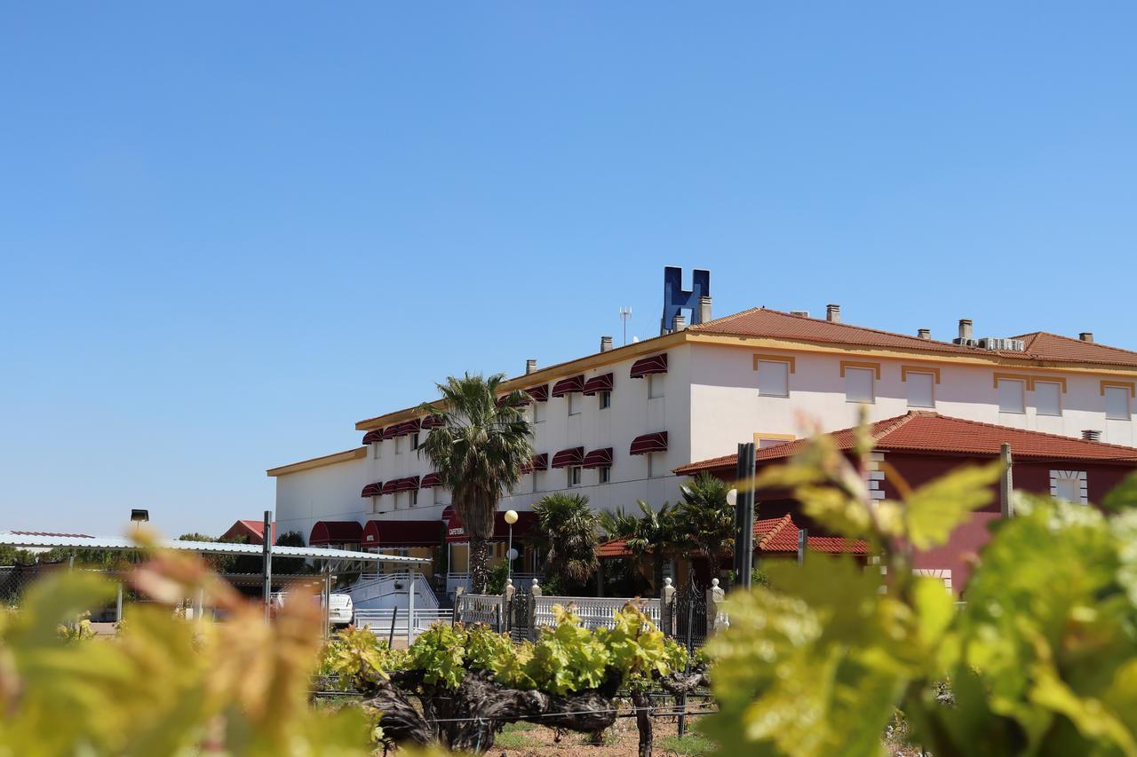 וילאפרנקה דה לוס בארוס Hotel Acosta Ciudad De La Musica מראה חיצוני תמונה
