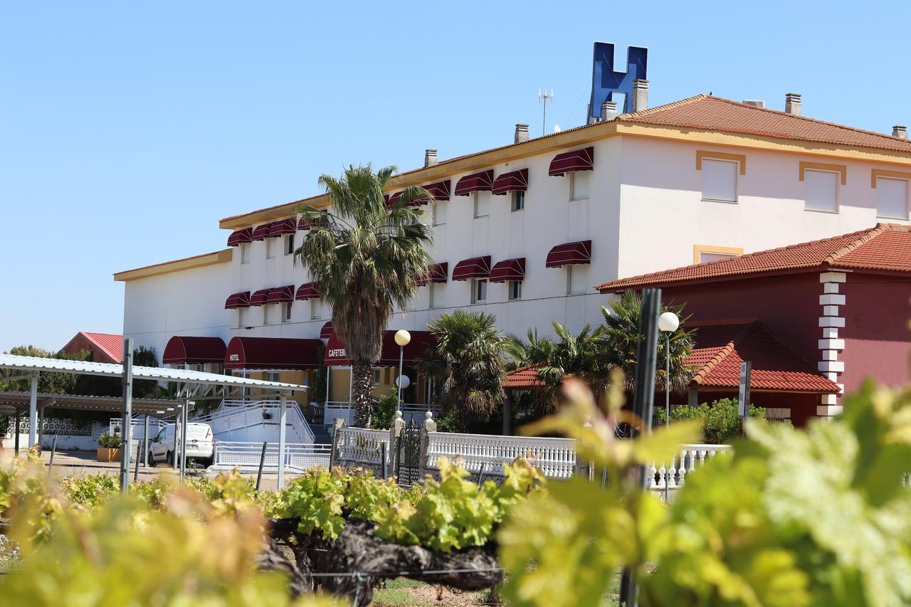 וילאפרנקה דה לוס בארוס Hotel Acosta Ciudad De La Musica מראה חיצוני תמונה