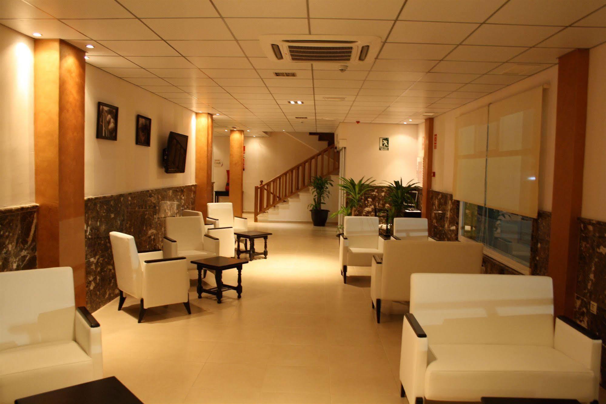 וילאפרנקה דה לוס בארוס Hotel Acosta Ciudad De La Musica מראה חיצוני תמונה
